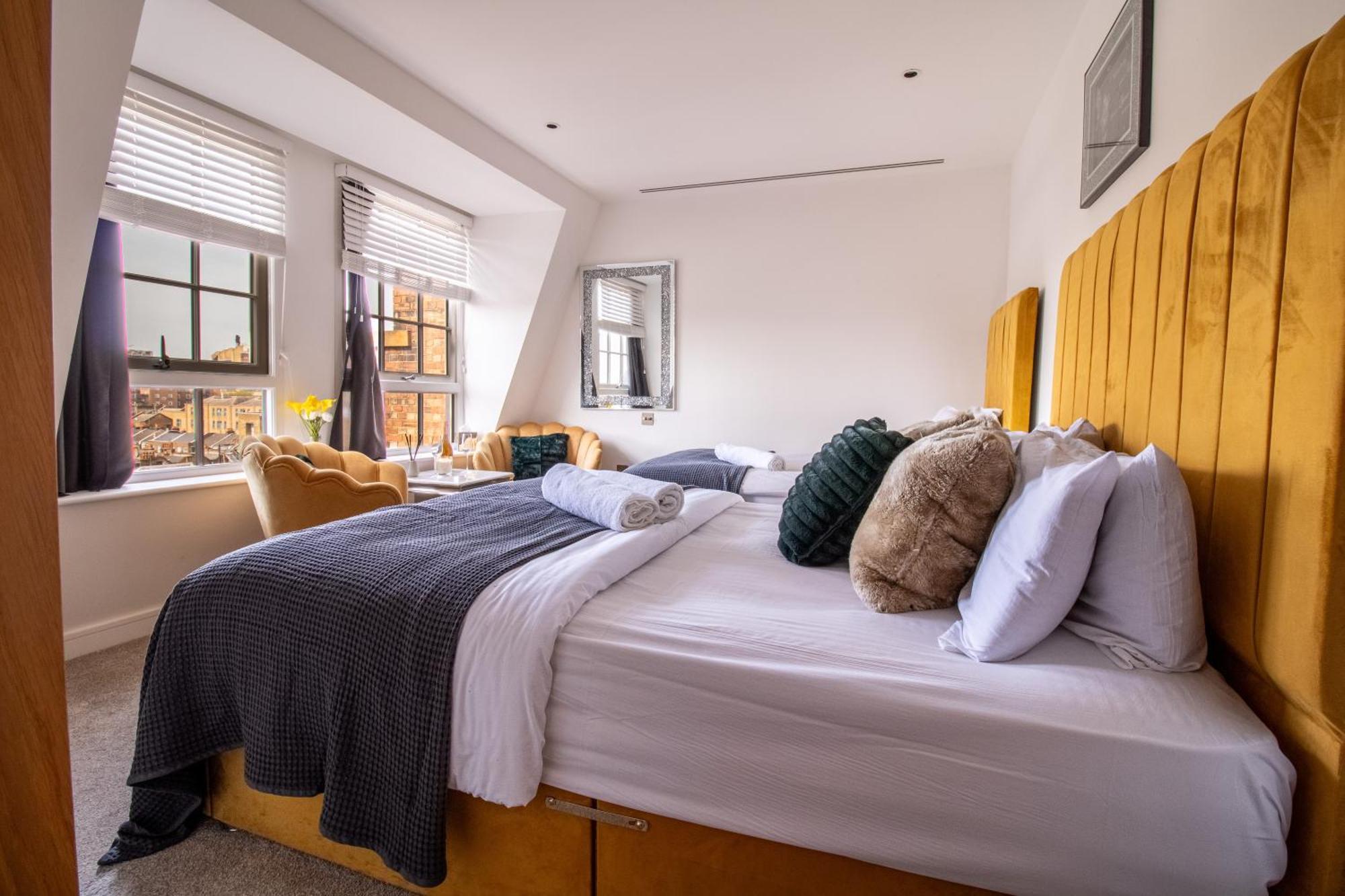 Luxurious 1-Bedroom Penthouse In Marble Arch 71 Londra Exterior foto
