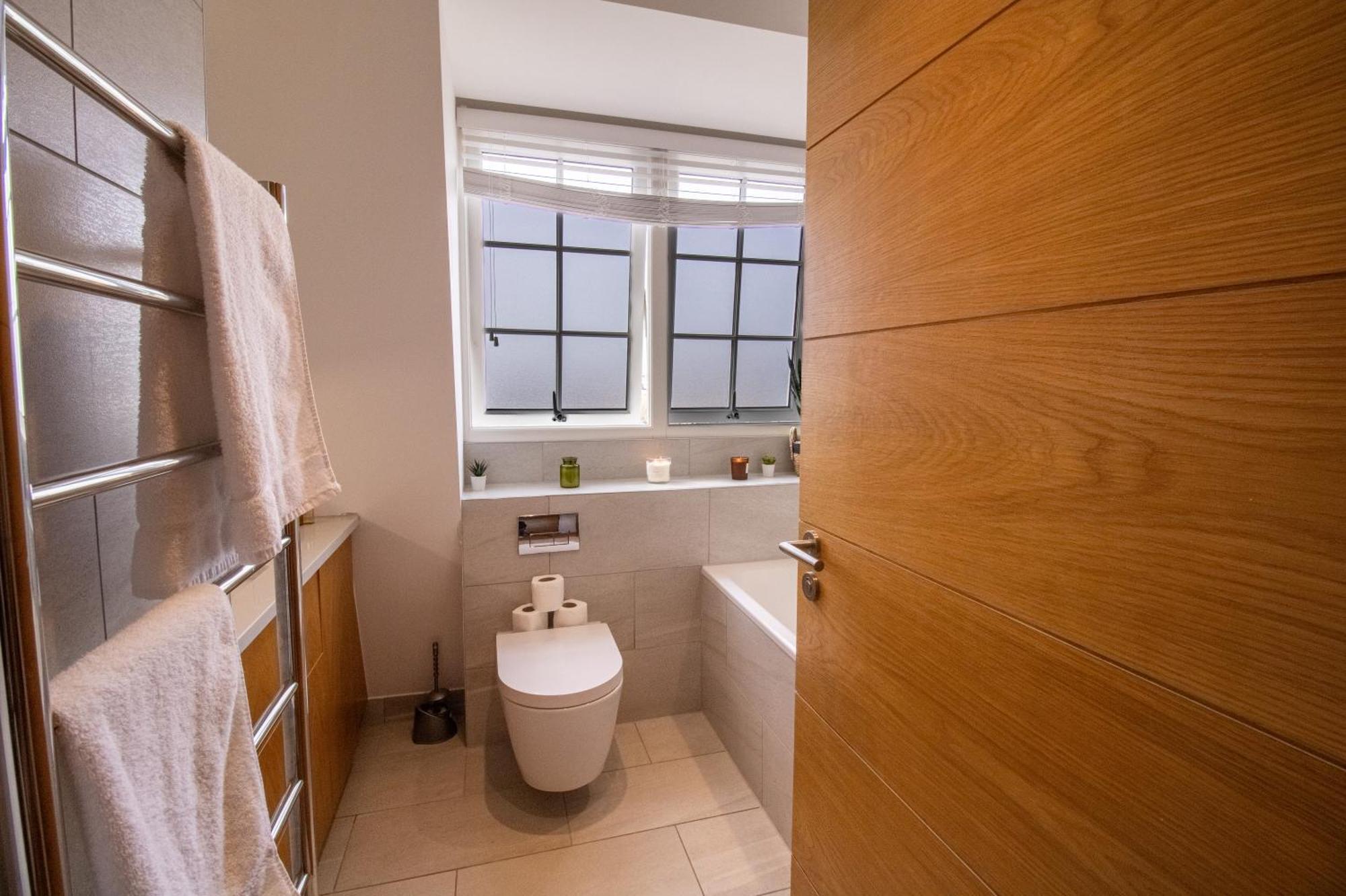 Luxurious 1-Bedroom Penthouse In Marble Arch 71 Londra Exterior foto