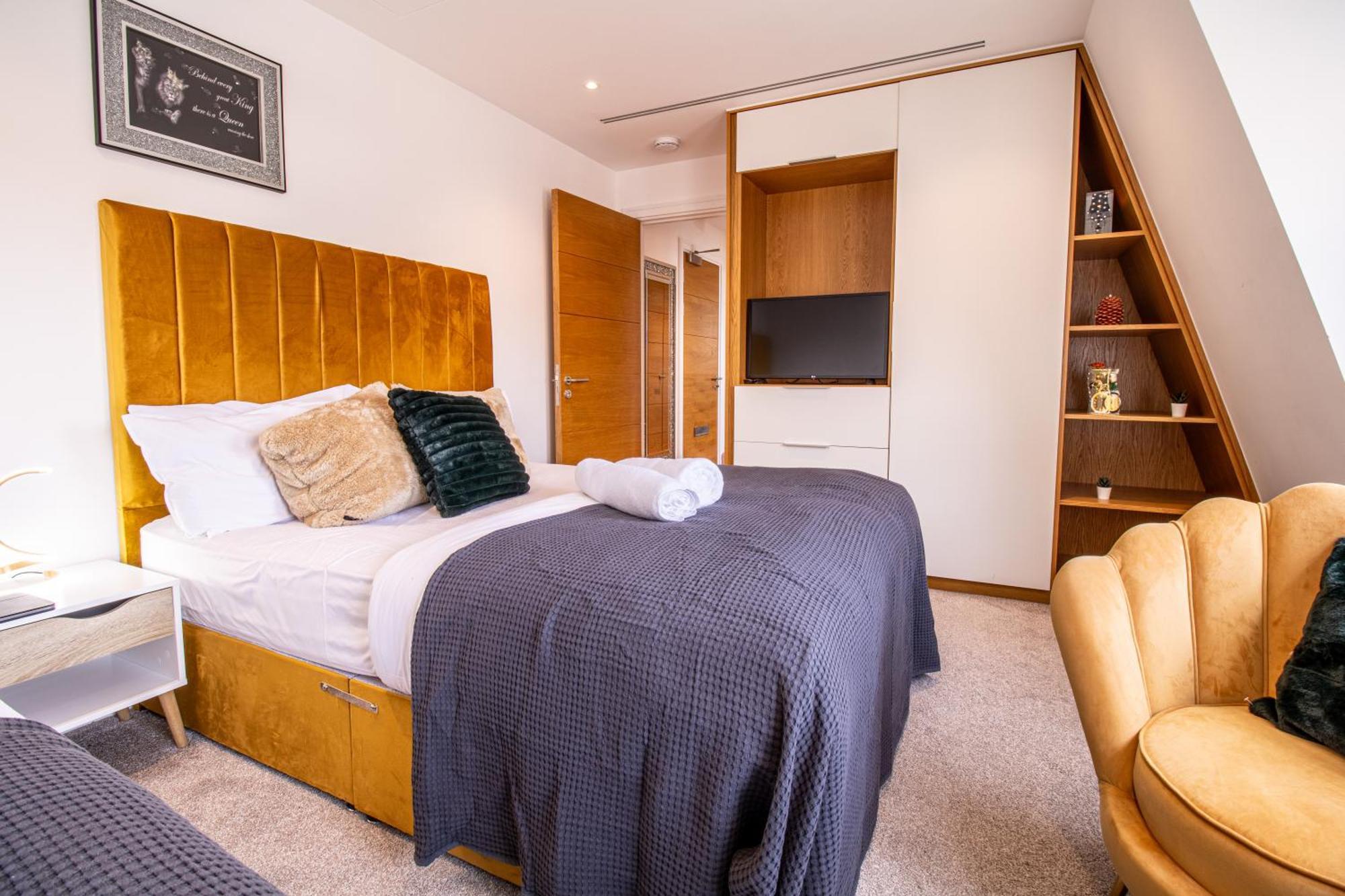 Luxurious 1-Bedroom Penthouse In Marble Arch 71 Londra Exterior foto
