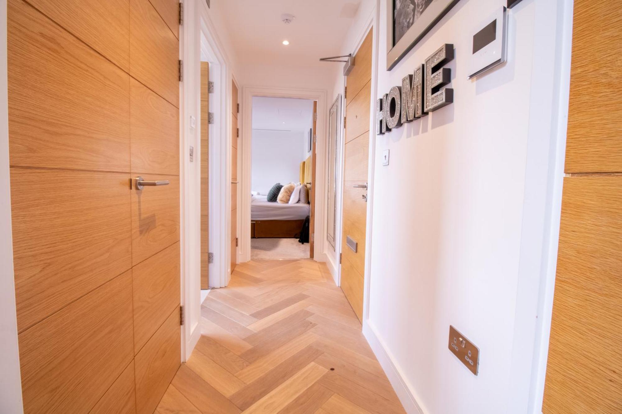 Luxurious 1-Bedroom Penthouse In Marble Arch 71 Londra Exterior foto